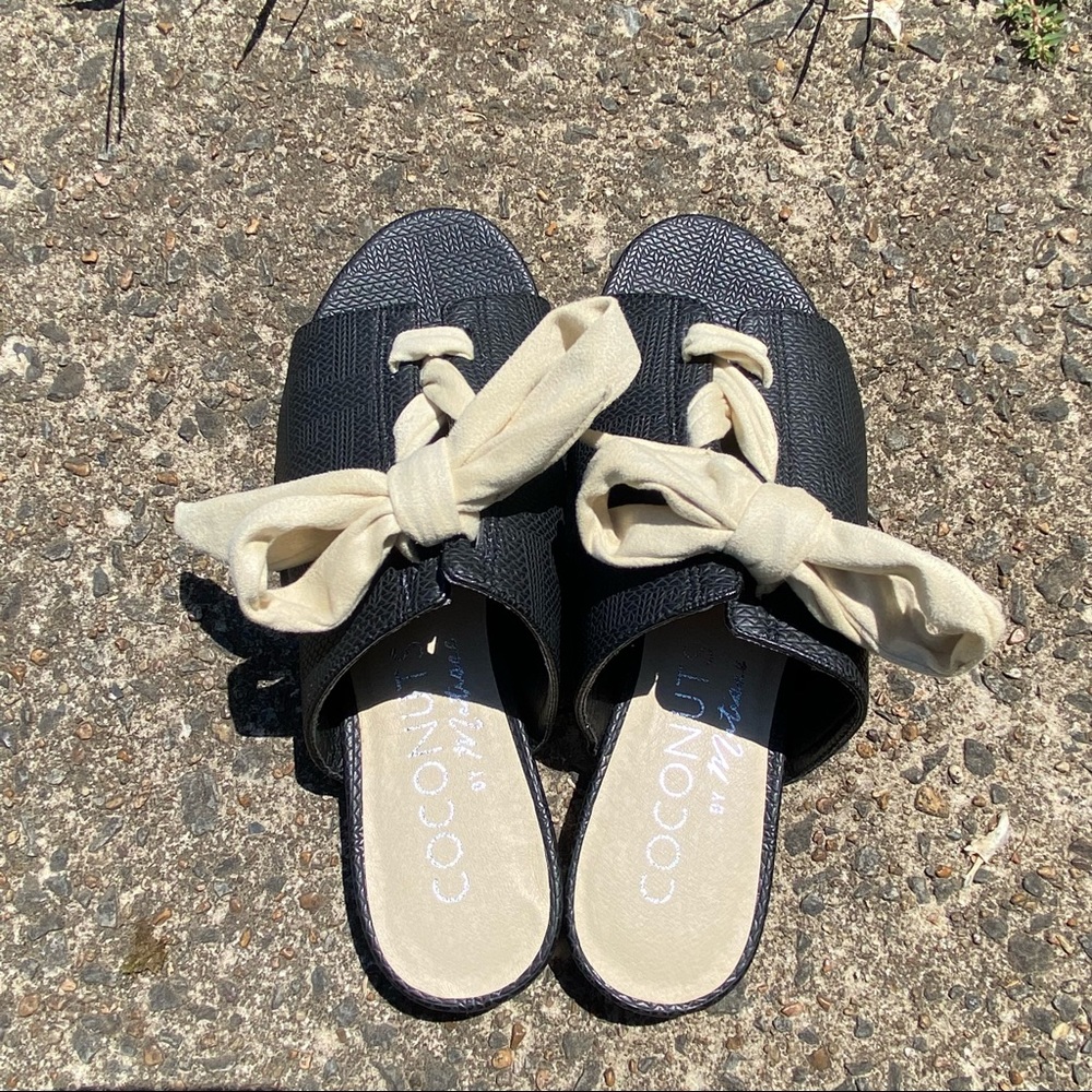 Coconuts by Matisse Black Lace-Up Flats Mules Sandals